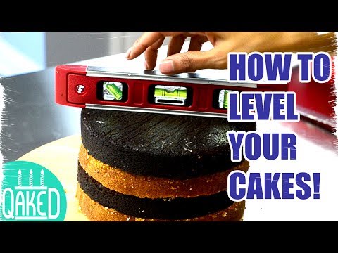 How to Level your Cakes | Cake Decorating Basics Tutorial