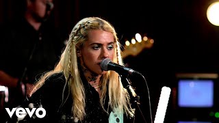 Morgan Wade - Take Me Away