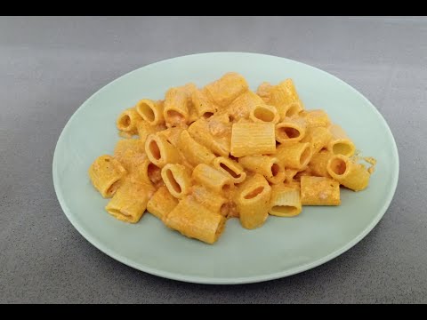 PASTA AL BAFFO CON TONNO un primo piatto dai semplici ingredienti, veloce da preparare
