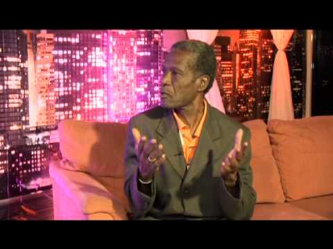 LE DIVAN DE Mr JEAN ..... ALMANDO KESLIN