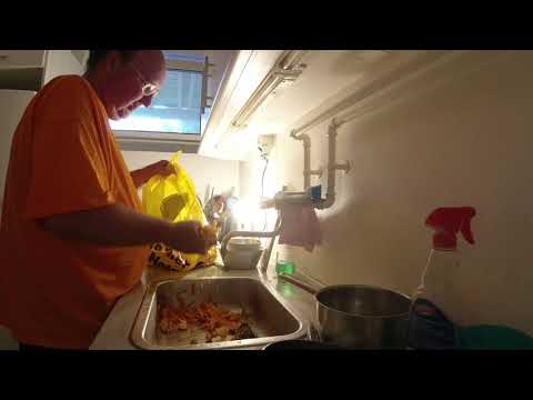 MongoTV_3652 - Danish Vlog - SMIDER GULERØDDER UD