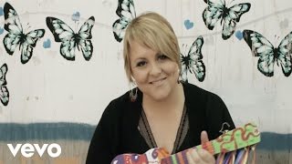 Lyn Bowtell - Sing Along