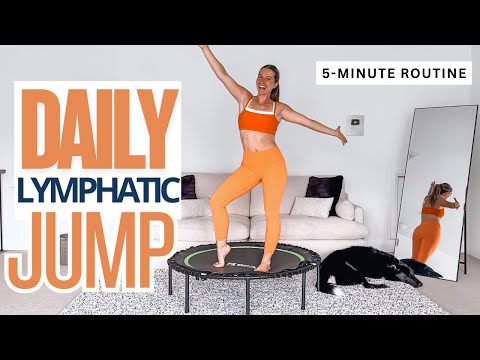 5-minütiges tägliches Rebounder-Training | Morgendlicher Lymphdrainage-Sprung mit Voice-Over