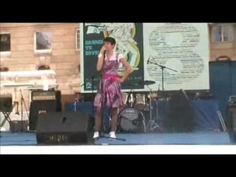 Gimnazija Tituša Brezovačkog Helena Hunčaga Valerie (Amy Winehouse)