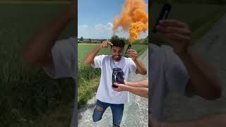 Download lagu Creative smoke bomb photography (Youneszarou/IG) mp3