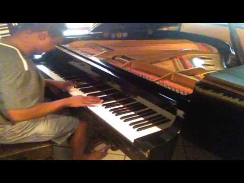 Kris Nicholson Test Driveing His Samick SG 155 5ft2 Baby Grand Piano