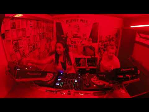 DJ Flight // 1-hour DJ set ~ House / Drum & Bass