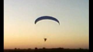 preview picture of video 'PARAMOTOR AEROCLUB CASILDA'