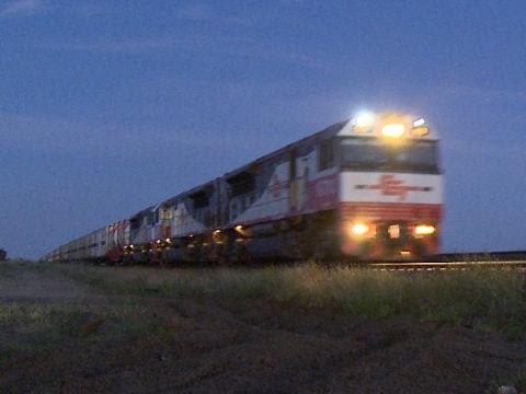 Twilight SCT long freight train near Little River, Victoria - PoathTV Australian Railways