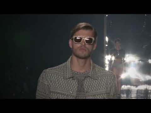 Desfile Aüslander Verão 2014