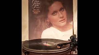Olivia Newton-John (Vinyl/黑膠碟)~ Loving Arms