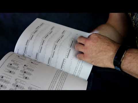 Chris Brooks - unboxing Legato Guitar Technique Mastery