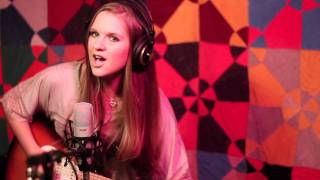 Lizzie Sider - Butterfly (Official In-Studio Music Video)