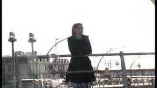 Music video-Place To Hide by Lucie Silvas