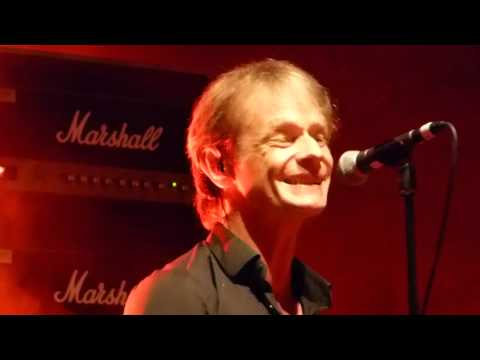 Stage Dolls - Love Don't Bother Me @ Lilleström.Norway August 22 2015