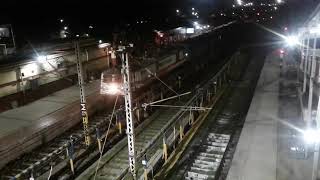 preview picture of video 'Before time running 12309 Rajendra Nagar terminal New Delhi Rajdhani express arriving DDU'