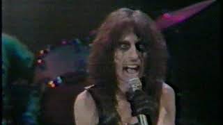 1979 - Alice Cooper Performs &#39;Serious&#39;