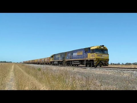 Pacific National Intermodal Container Freight - PoathTV Australian Trains & Railways 2017