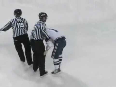 Garrett Mitchell vs Brenden Dillon