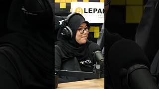 Download lagu PELAKON SUARA AH TONG & CIKGU JASMIN #ahtong #cikgujasmin #upinipin #voiceactor #pengisisuara mp3