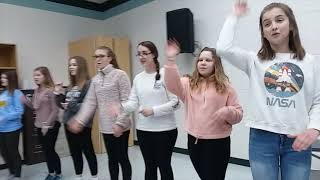 Throw Catch Choir Warm-Up & Game, how to!
