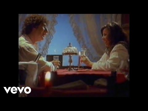 Celeste Carballo - El Día Que Me Quieras (Official Video) ft. Charly García