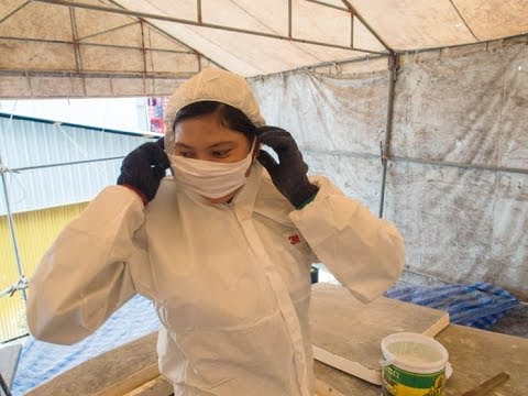 Esper Refit 09 - Awlgrip 545; Redesigning Cabin; Polyurethaning The Veneer