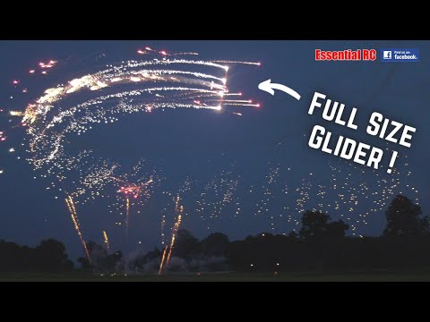 LOW ALTITUDE FULL SIZE DISPLAY ! Ian Gallacher | AeroSPARX | Weston Park Int. Model Show 2021