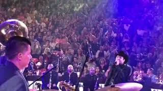 Julión Alvarez cantando en Mexicali el tema “Como este cabrón”
