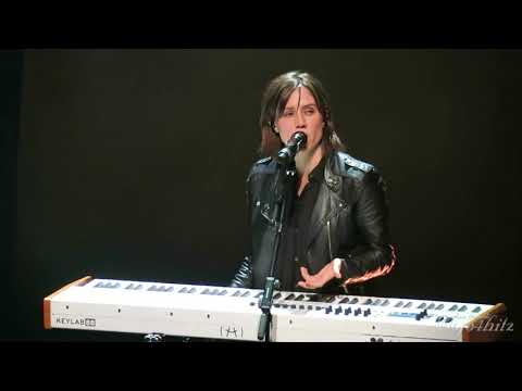 6/20 Tegan & Sara - T&S Can't Say "I Love You" + BIYH @ Tower Theatre, Philadelphia, PA 11/10/17