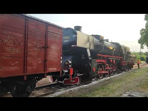 Z plan filmu SAMI SWOI i Ty42-24 06.2023 Racławice Śląskie