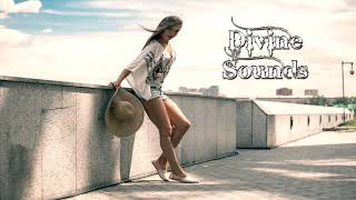 Rasmus Gozzi - Close To You Tonight