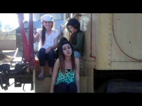 "Royals" Lorde (Cover) Aviella Winder