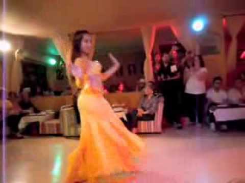 Camila Iara - Festa das alunas Chrystal Kasbah - 30/11/13