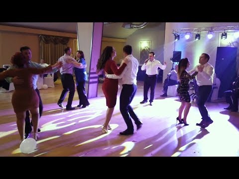 Florin Budau-Femeia si muzica vinul