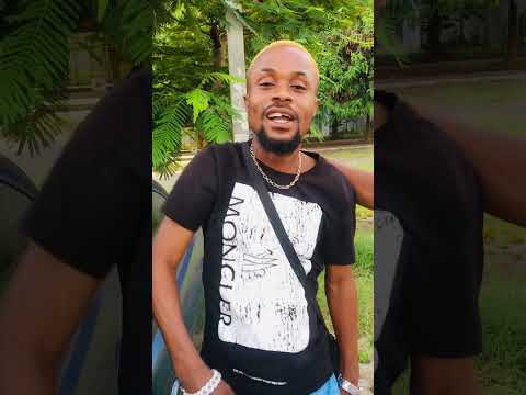 Vizinha Maria já ensinei o Ermy a falar português. #reals #viral #fyp ????????????