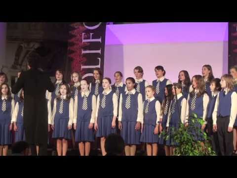 Francis Poulenc; Petites Voix - Le chien perdu  -  Prague Philharmonic Children's Choir