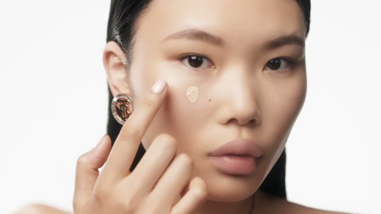ファンデーション BURBERRY ULTIMATE GLOW CUSHION 14g BURBERRY BEAUTY Beyond Wear Perfecting Matte Cushion