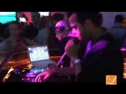 Akay von Overground im Living MK Iserlohn