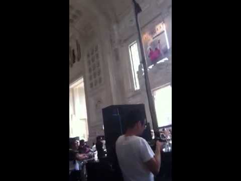 Underground Train station Jam Essemble !! DR Feelx in Milan