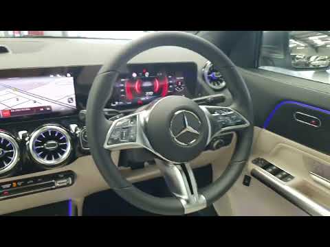 Mercedes-Benz GLA GLA 180 D Progressive Line + - Image 2