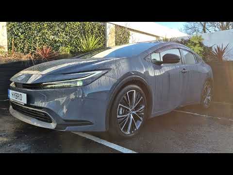 Toyota Prius 2.0 HYBRID / G-PACK / LOW MILEAGE / T - Image 2