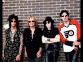 Motley Crue-She needs Rock n Roll.wmv