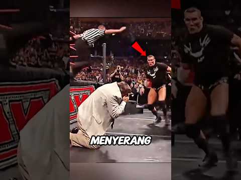 Randy Orton Nekat Serang Ayah John Cena, Endingnya Langsung Dibalas! 😱🔥