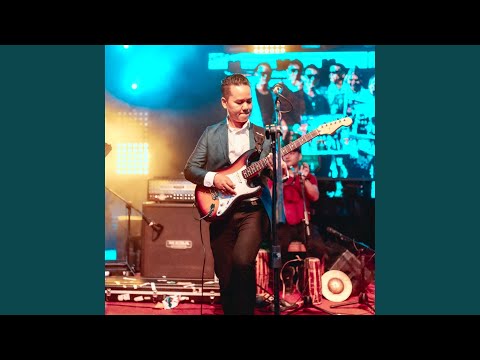 Kade Jyaba Mehndola Dong (Yangri La) (feat. Mona Lama/Sanu Waiba)