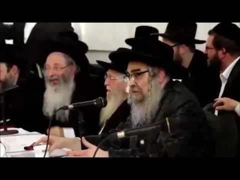 Satmar Rebbe R' Aharon Pointing Out "Fake News" - Tammuz 5777