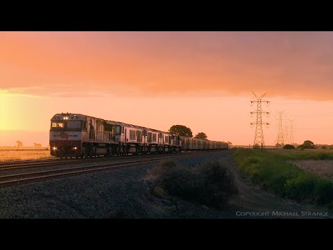 Five Locomotive SCT 2PM9 At Sunset - PoathTV Australian Trains & Railway Rolling Stock