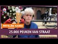 REPO: Opruimer Ton haalt 25.000e peuk van straat in Bolsward