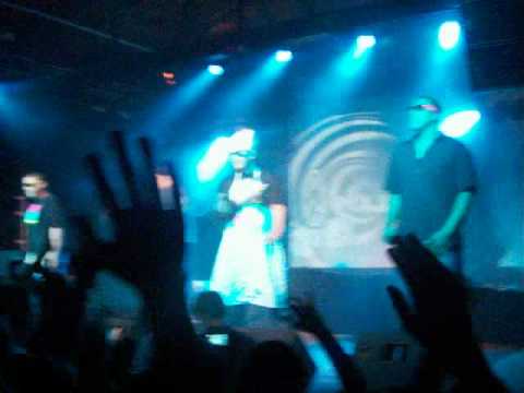 Imbiss Bronko - Mach das Fett warm Live in Berlin