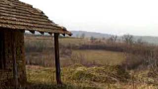 preview picture of video 'Aprilovo House on the back, garden and outbuilding'